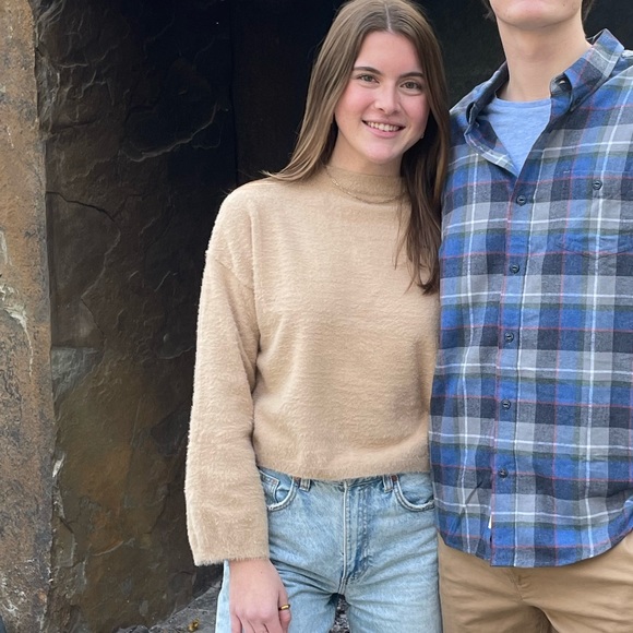 Sweater - Picture 5 of 5